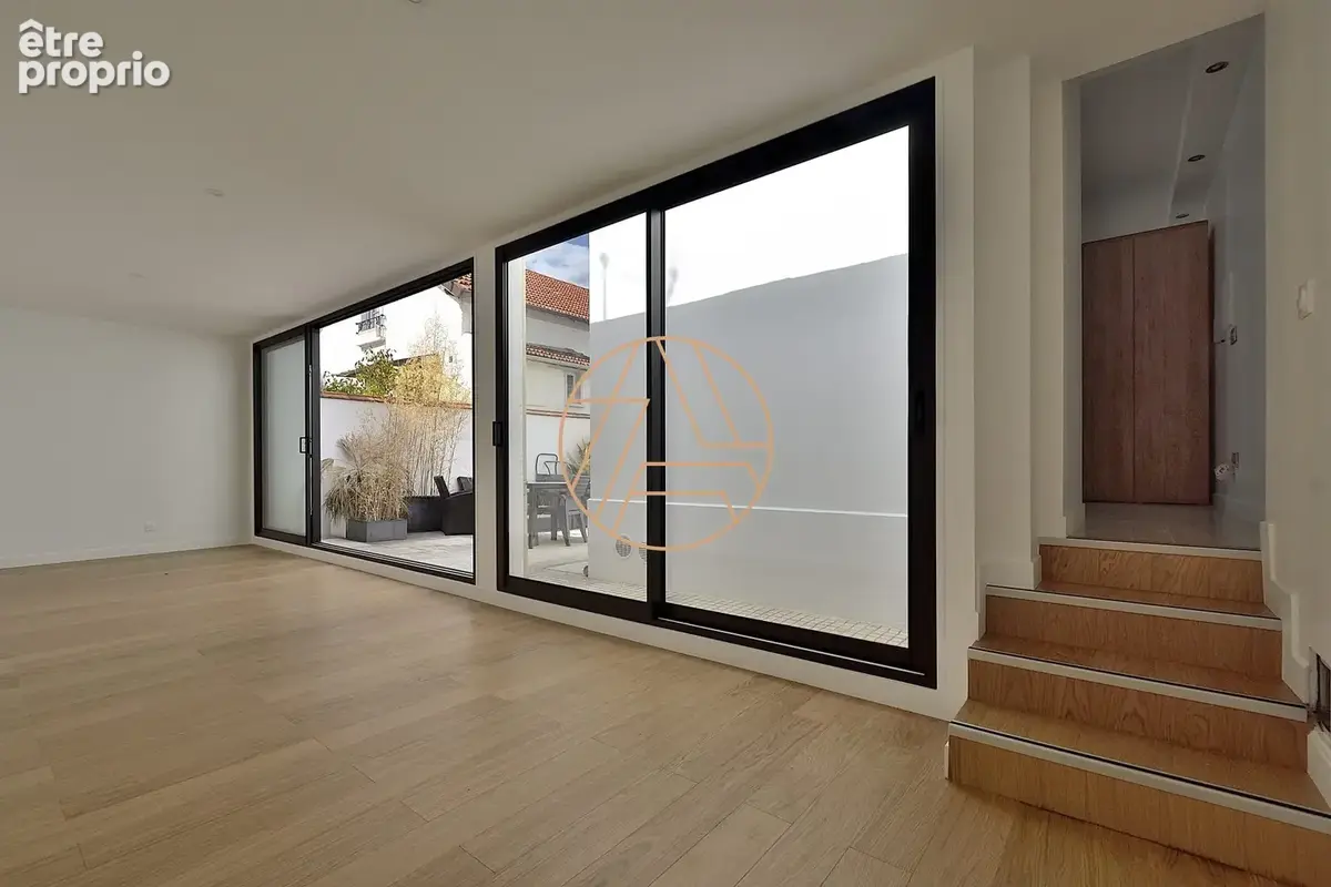 Maison 5 pièces 90 m² à vendre à Saint-Maur-Des-Fosses (94100) - photo 2