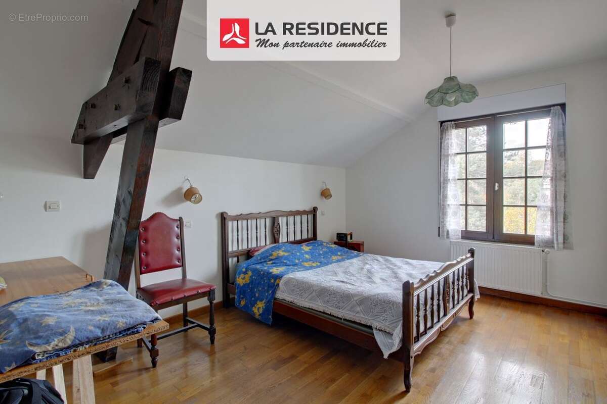 Maison à LES MUREAUX