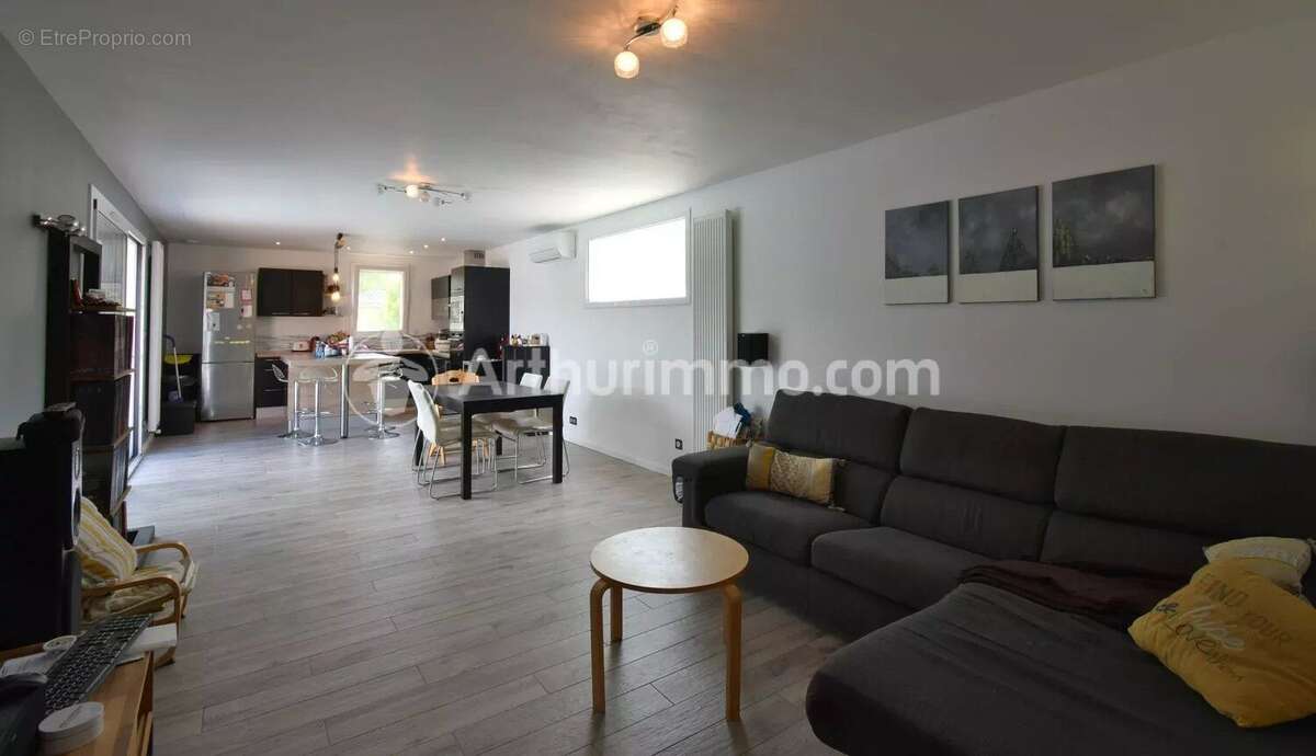 Maison à MONTASTRUC-LA-CONSEILLERE