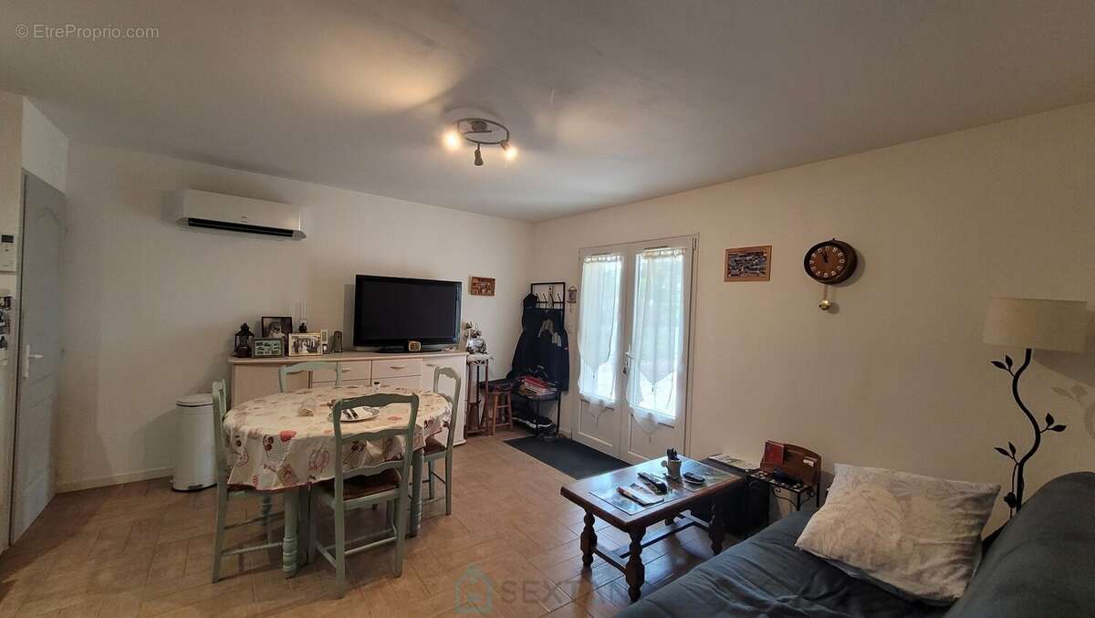 Maison à SAINT-PIERRE-D'EYRAUD