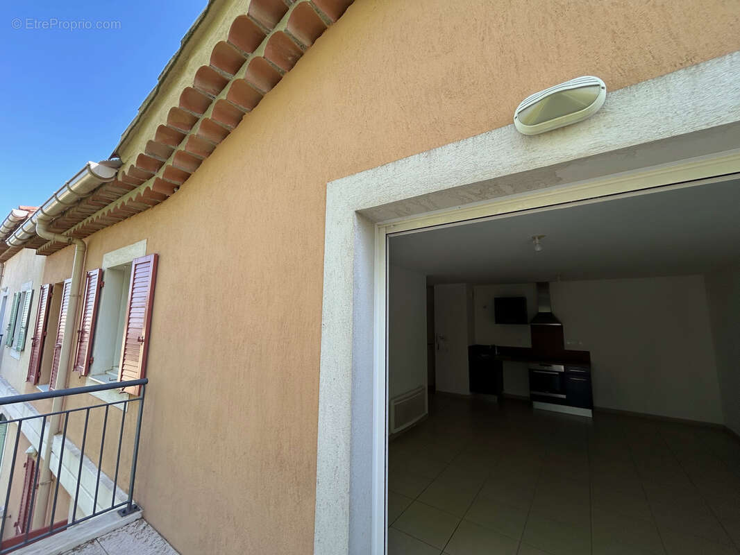 Appartement à BORMES-LES-MIMOSAS