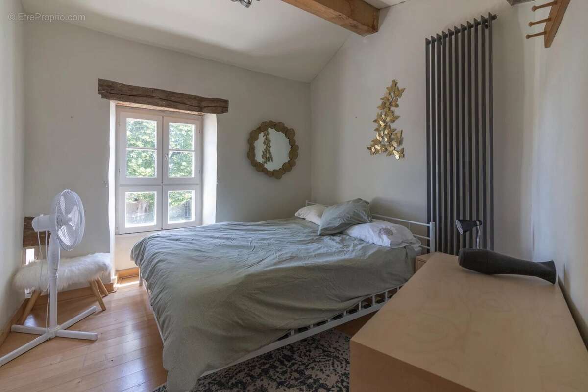 Maison à CHATEAUNEUF-SUR-CHARENTE