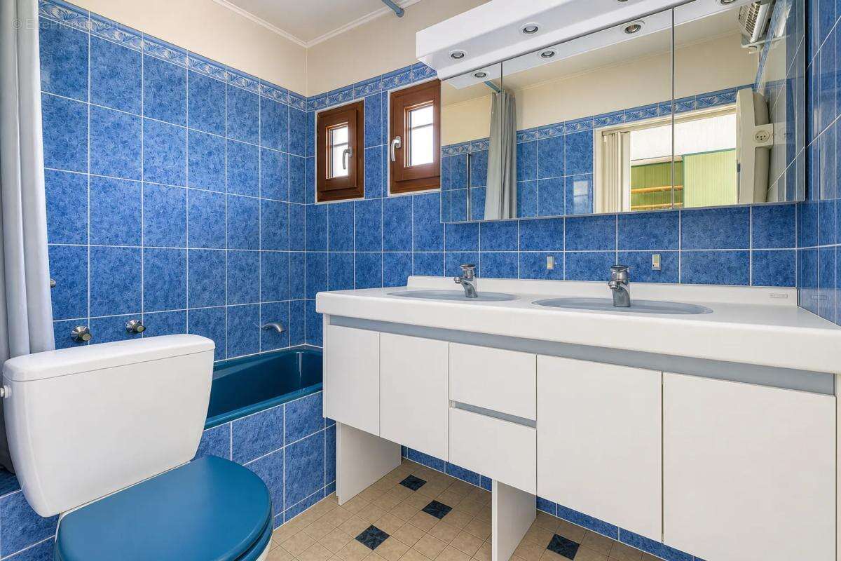 Maison atypique à fort potentiel de 9 pièces – 234 m² habitables - photo 16