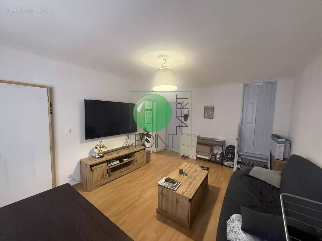 Appartement à LA FERTE-ALAIS