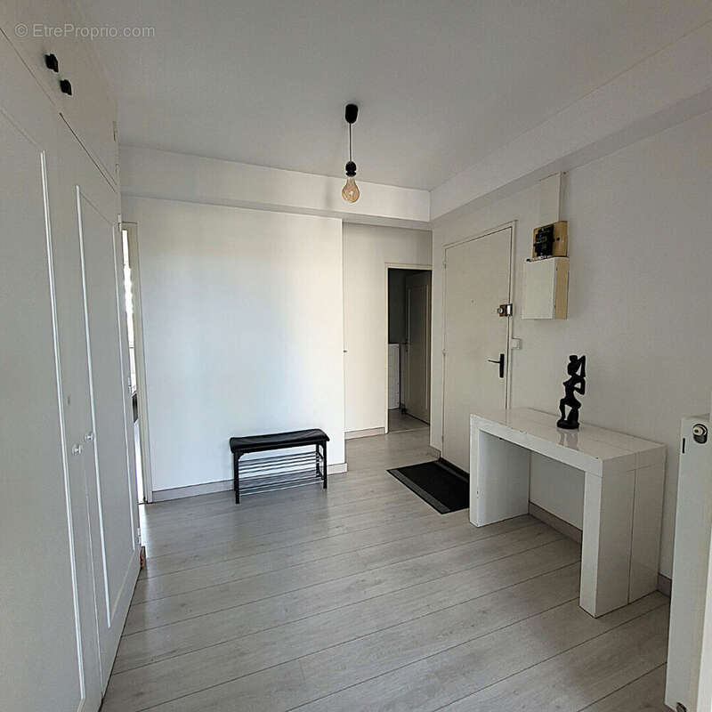Appartement à NOZAY