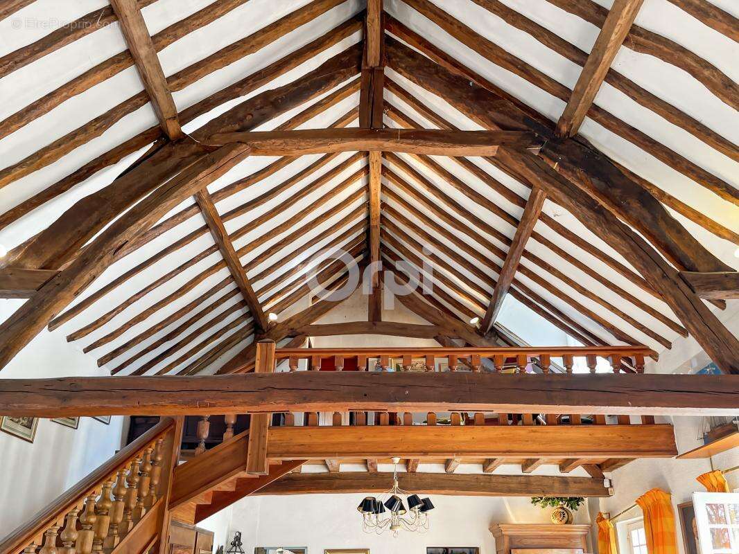 Maison à DAMVILLE