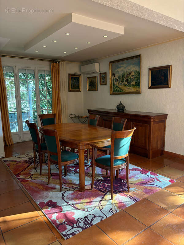 Maison à LE RAINCY