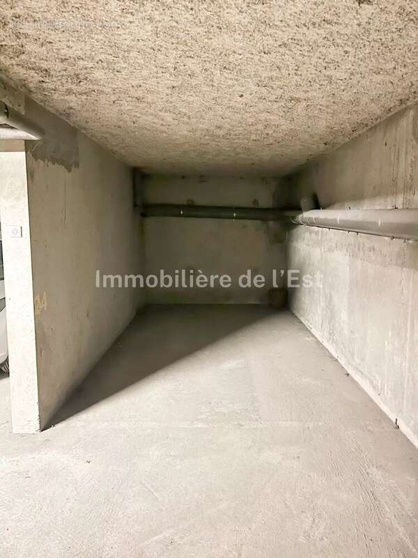 Parking à VILLEURBANNE