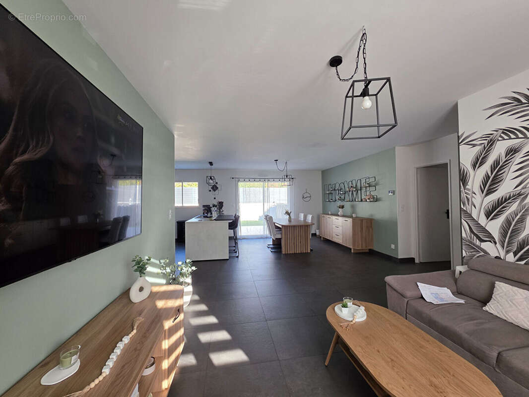 Maison à BREUIL-MAGNE