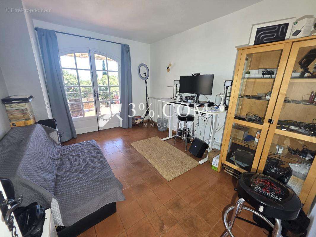 Maison à FREJUS