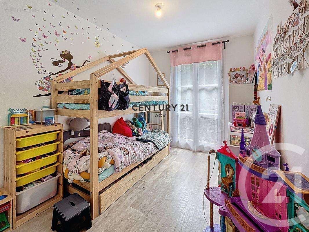 Appartement à MAISONS-ALFORT