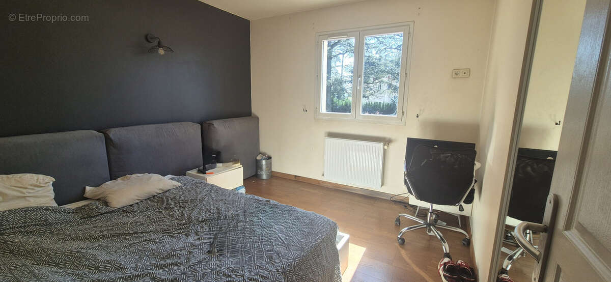 Maison à CHARBONNIERES-LES-BAINS