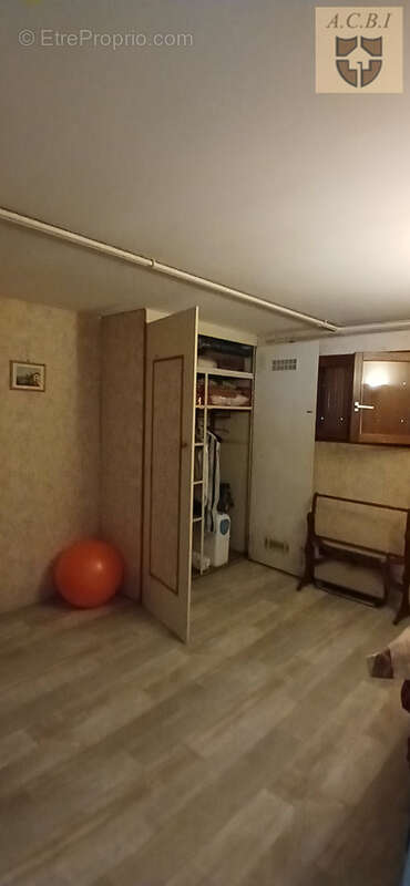 A vendre - maison - photo 11