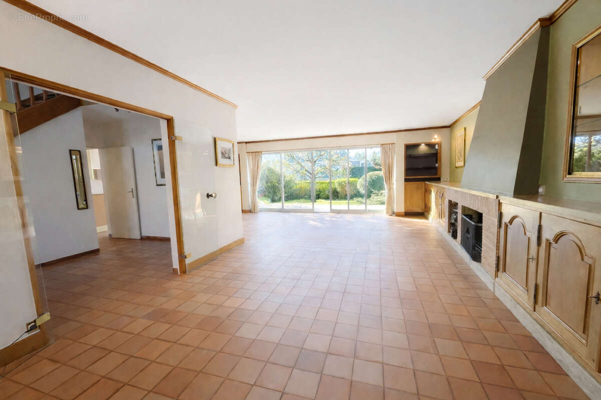 Maison à NEUILLY-PLAISANCE