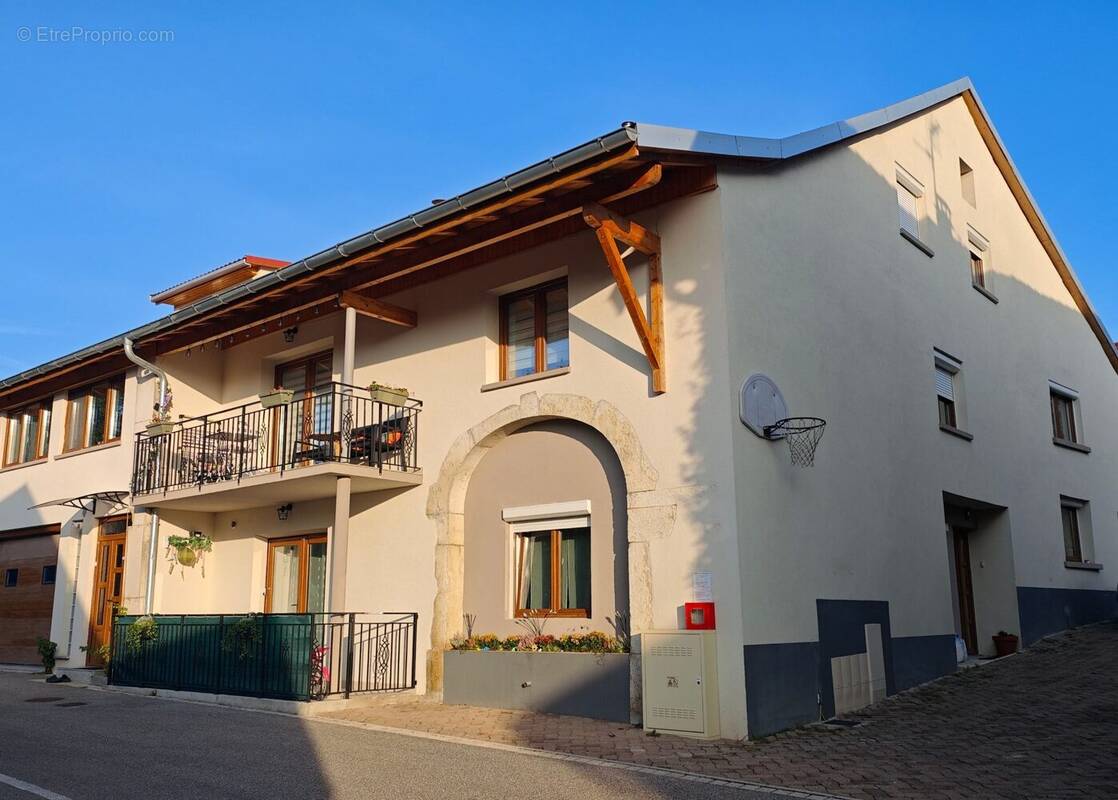 Appartement à GEX