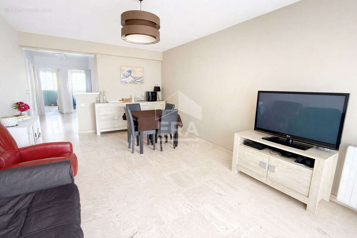 Appartement à LE CANNET