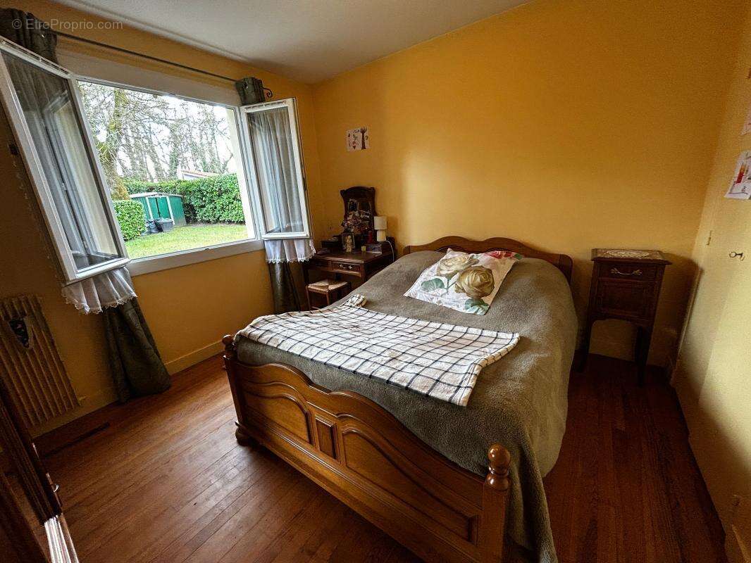 Maison à SAINT-PIERRE-DU-MONT