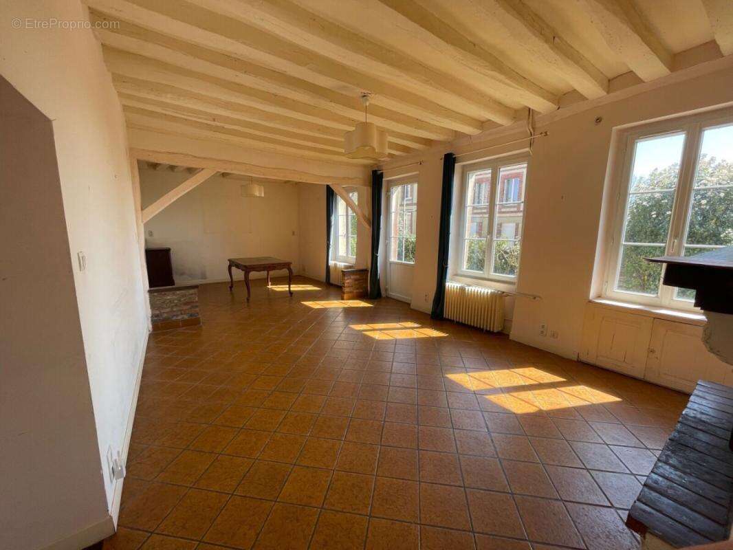 Maison à MOULINS-LA-MARCHE