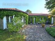 Maison à CHAMPTOCEAUX