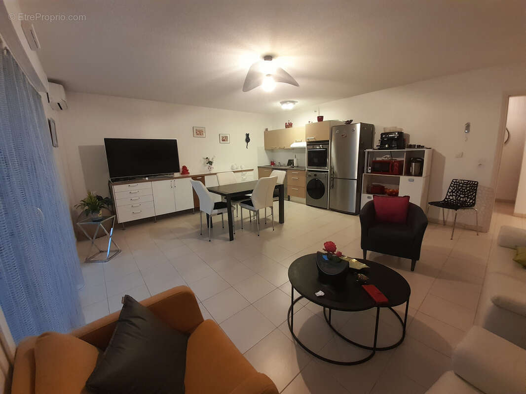 Appartement à PUGET-SUR-ARGENS