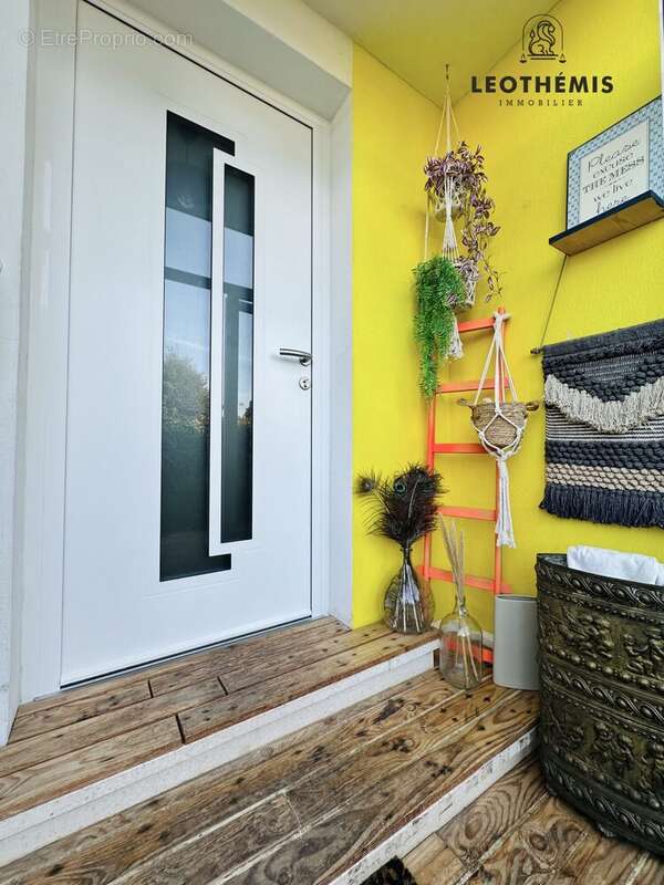 Maison à SAINT-GEORGES-DE-DIDONNE