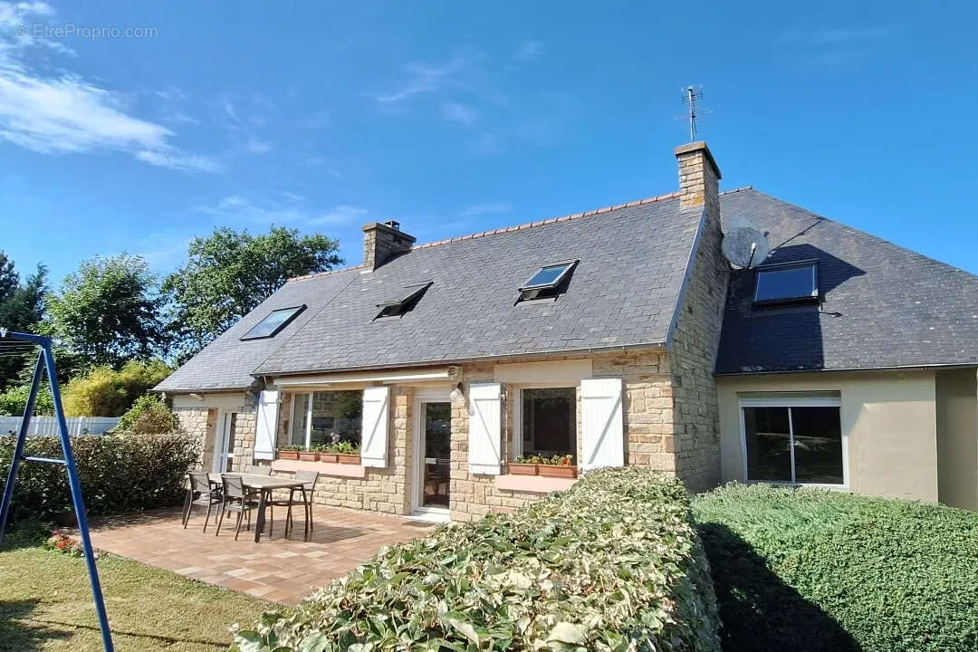 Fouesnant, jolie Maison lumineuse, 5 chambres , la plage et le bourg à vélo ! - photo 10
