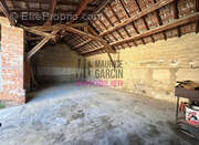 Appartement à PERNES-LES-FONTAINES