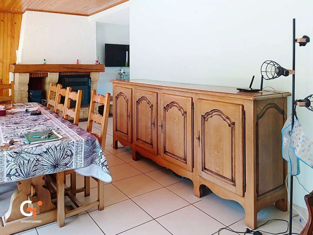 Maison à SAINT-QUENTIN-LA-MOTTE-CROIX-AU-BAILLY
