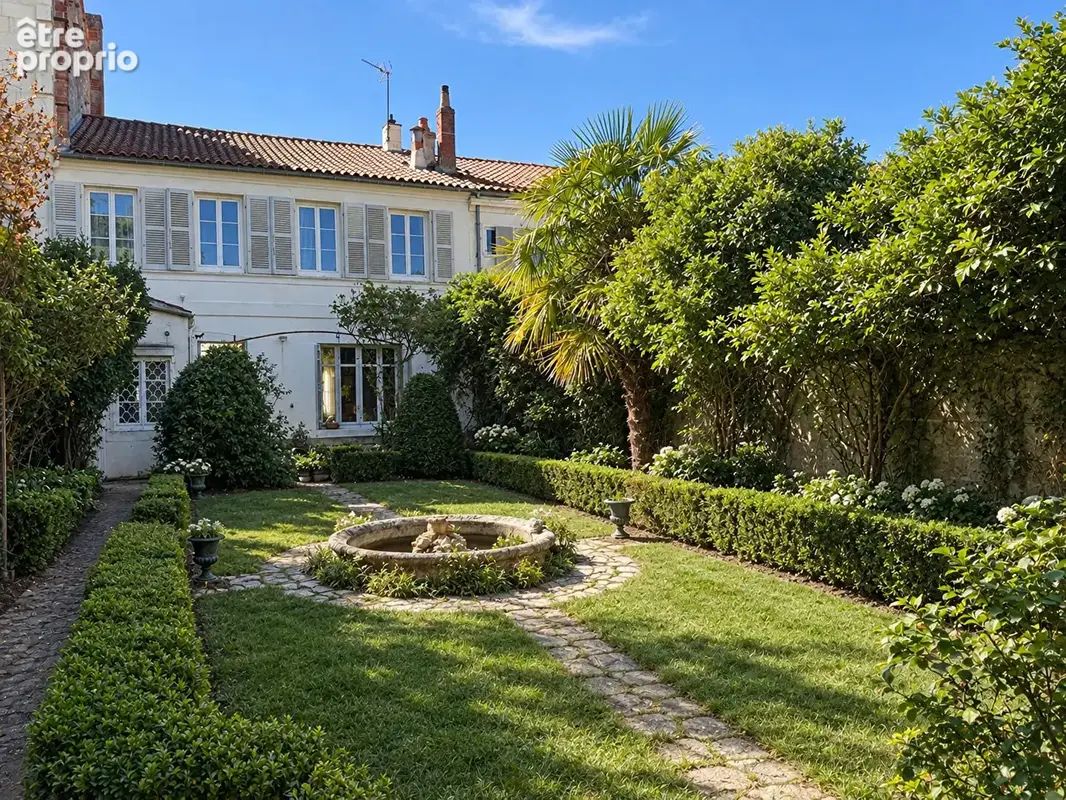 Maison à ROCHEFORT