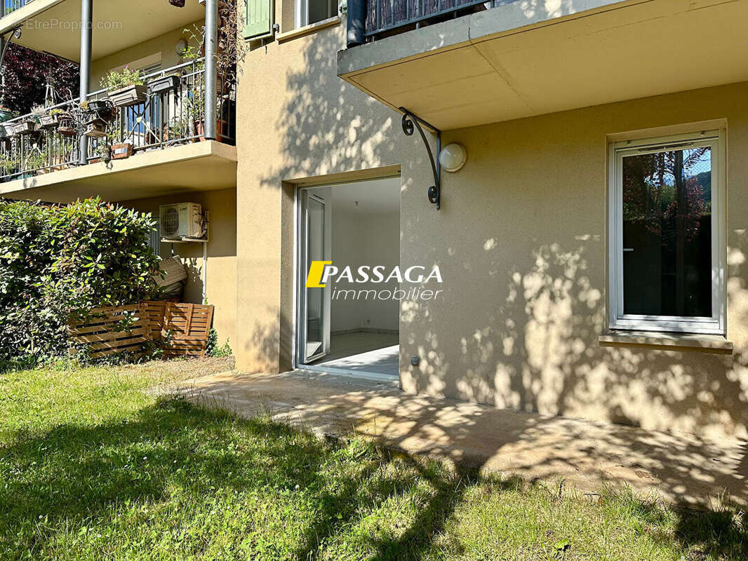 Appartement à SAINT-GENIEZ-D'OLT