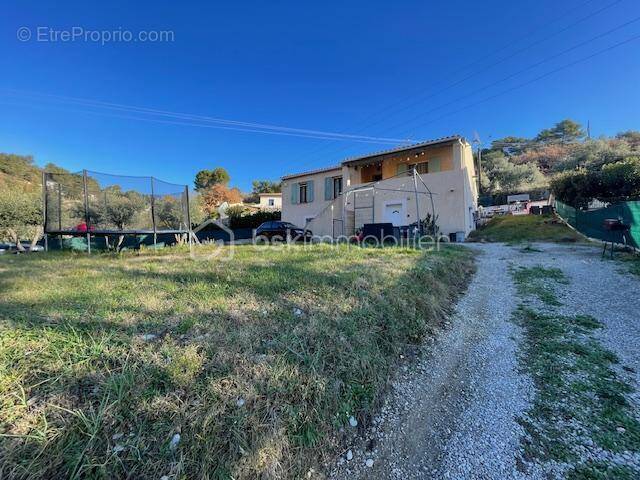 Maison à VILLENEUVE