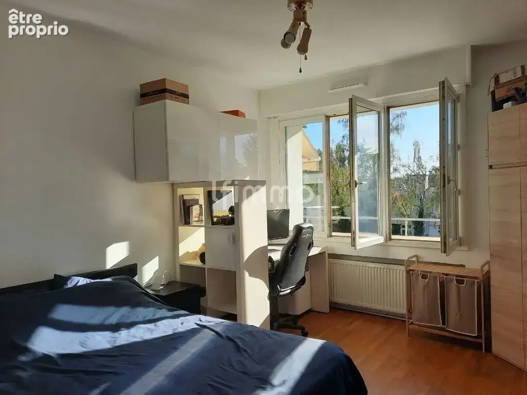Bel appartement 5 p 113 m² env. avec balcon, garage et cave - photo 11