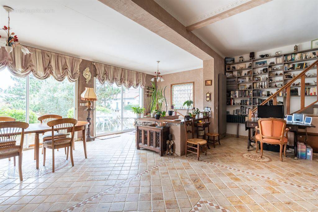 Maison à CHATOU