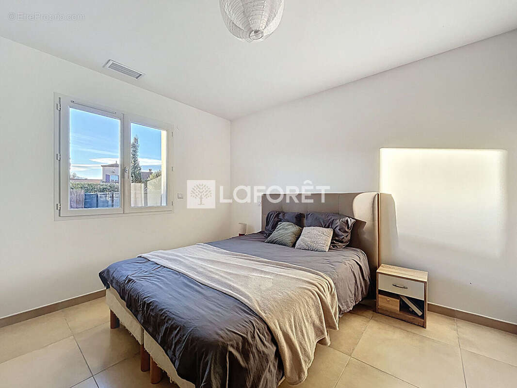 Maison à SAINT-GENIS-DES-FONTAINES