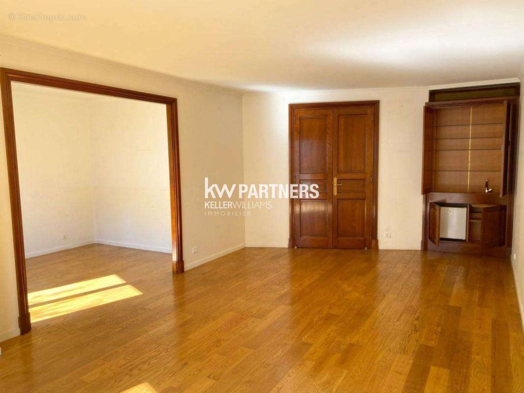 Appartement à PARIS
