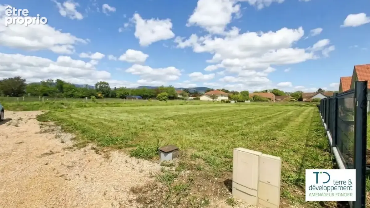 Terrain à BAVILLIERS