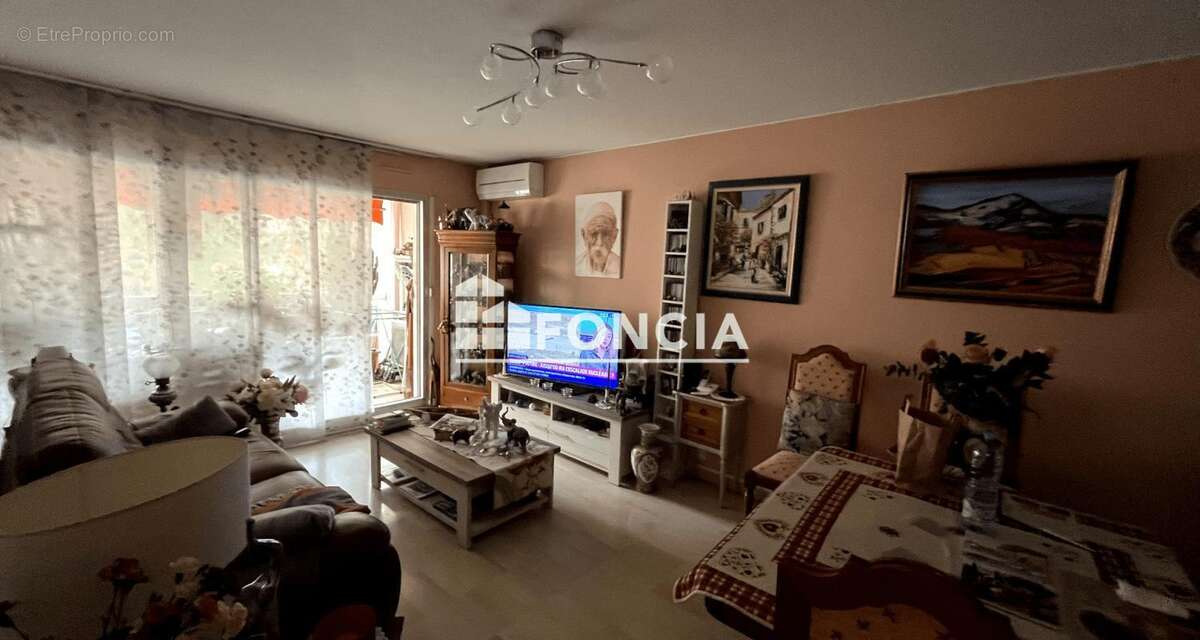 Appartement à HYERES