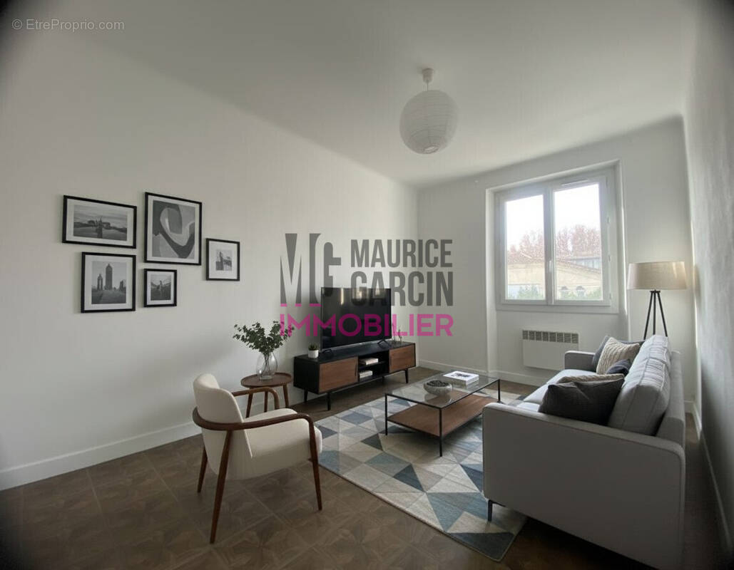 Salon - Appartement à AVIGNON