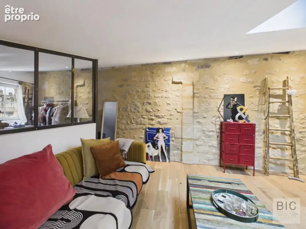 A vendre très joli appartement entièrement rénové - photo 6