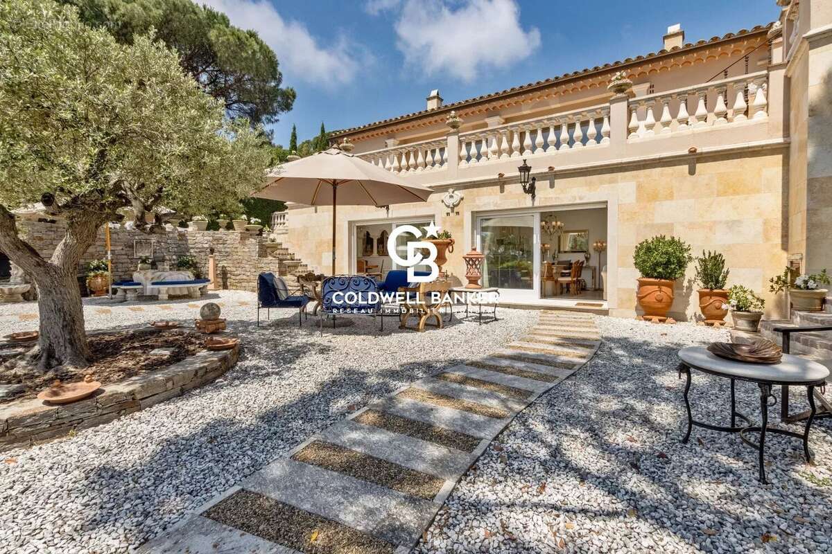 Maison à LA CROIX-VALMER
