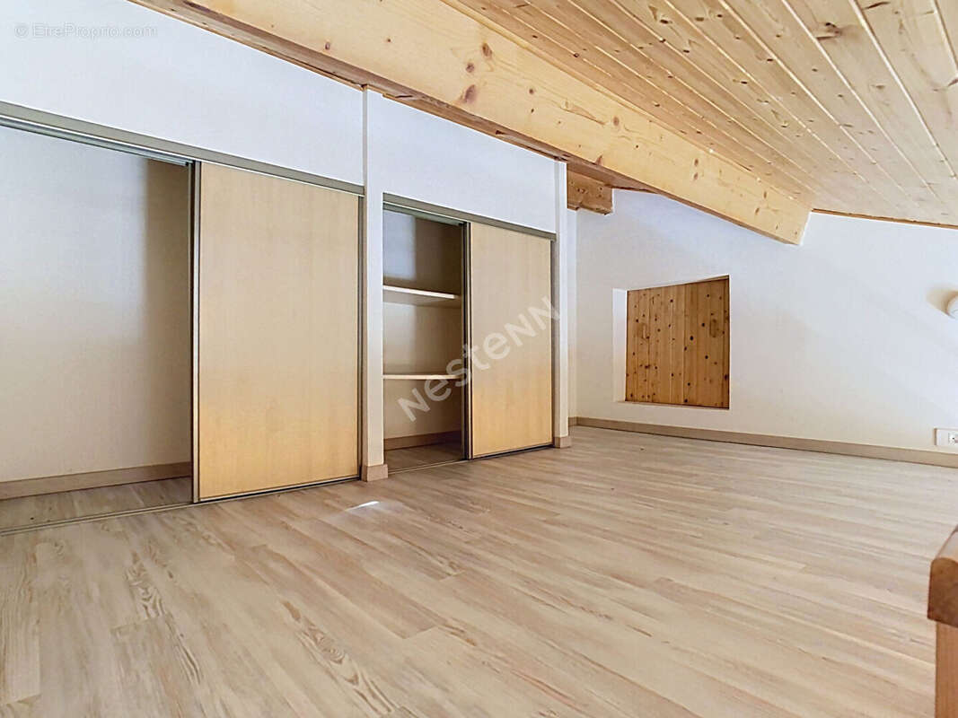 Maison de plain pied de 4 chambres à vendre à Gesté - photo 17