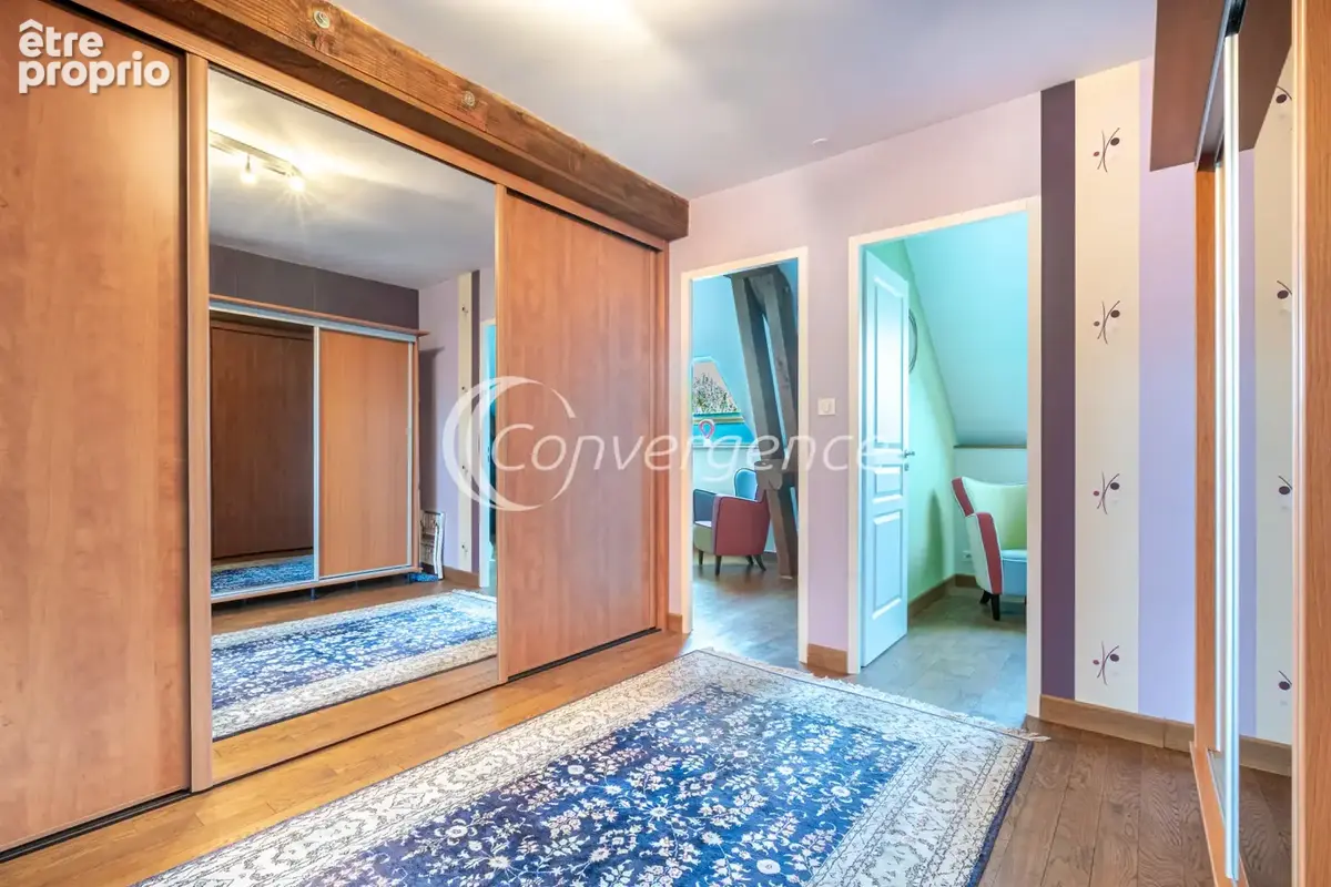 Grange rénovée de 204 m2 et gîte T3 indépendant de 72 m2 - photo 13