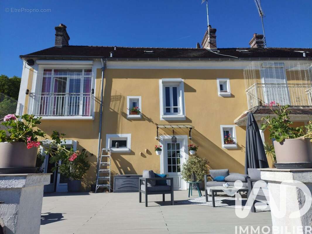 Photo 8 - Maison à SAINT-JEAN-LES-DEUX-JUMEAUX