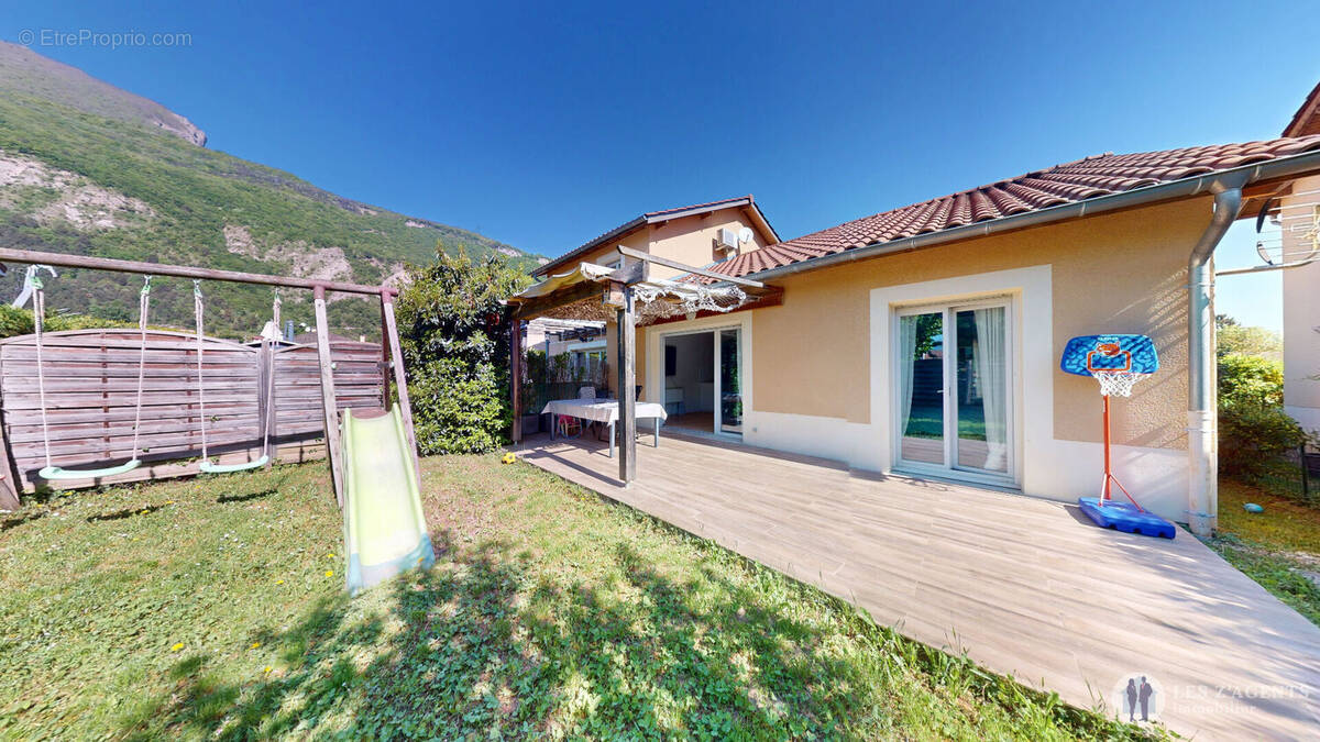 Maison à VIF