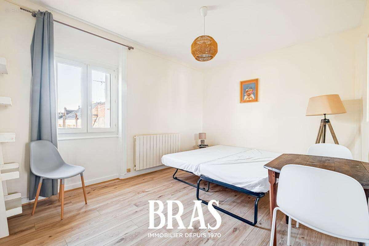 Appartement à LE POULIGUEN