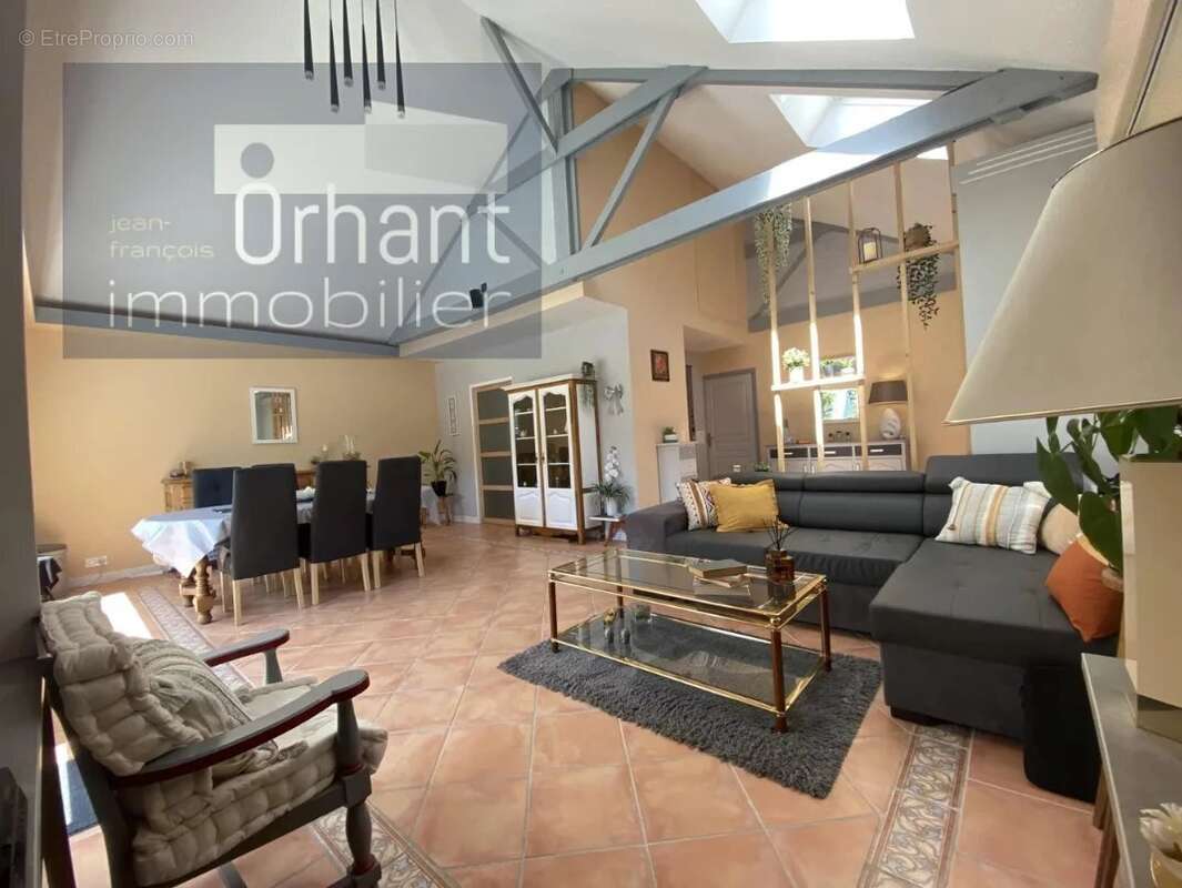 Maison de charme avec locatifs 206 m² de plain-pied – St Nolff 10 minutes du centre de Vannes - photo 6
