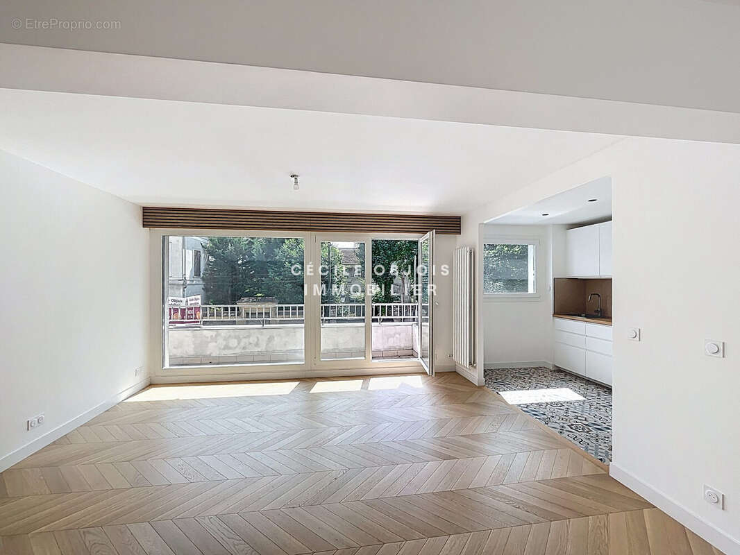 Appartement à SAINT-MAUR-DES-FOSSES