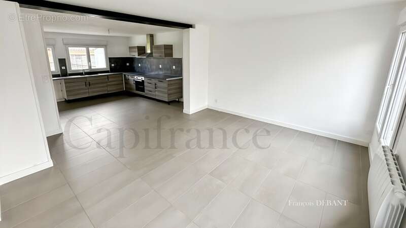 Maison à BETHENIVILLE