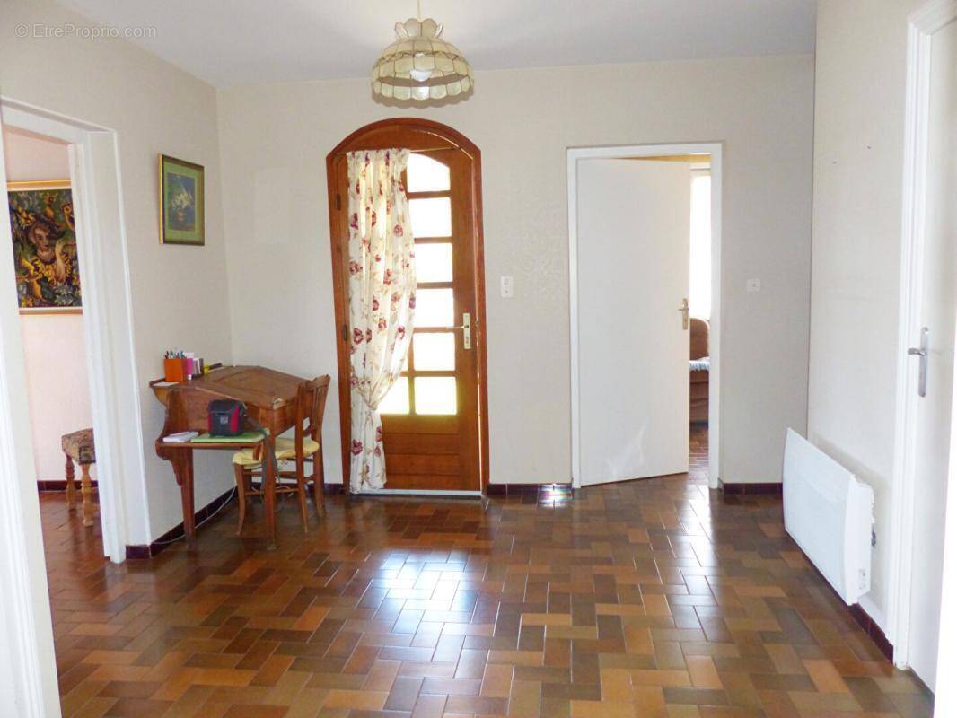 Maison à COUBON