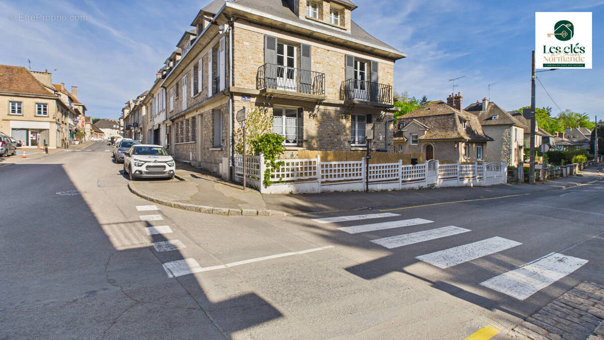 Maison à THURY-HARCOURT